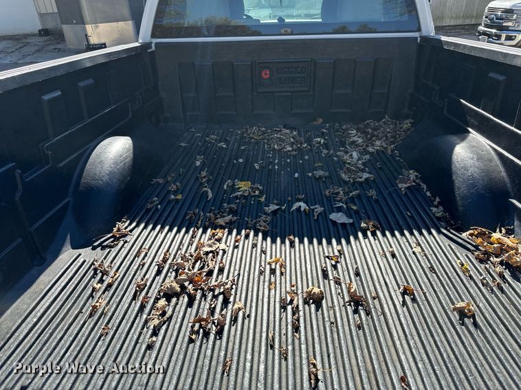 image for item DS3155 2010 Ford F150 SuperCab pickup truck