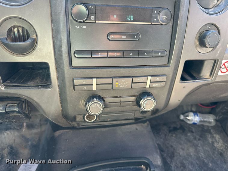 image for item DS3155 2010 Ford F150 SuperCab pickup truck