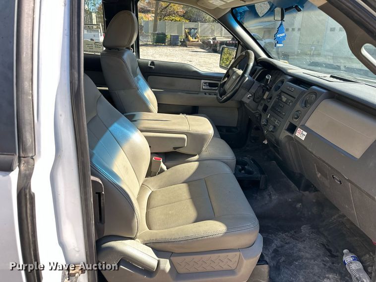 image for item DS3155 2010 Ford F150 SuperCab pickup truck