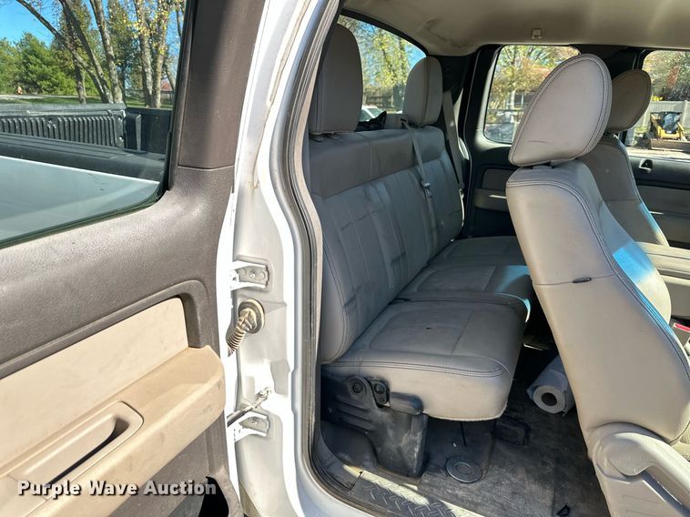 image for item DS3155 2010 Ford F150 SuperCab pickup truck