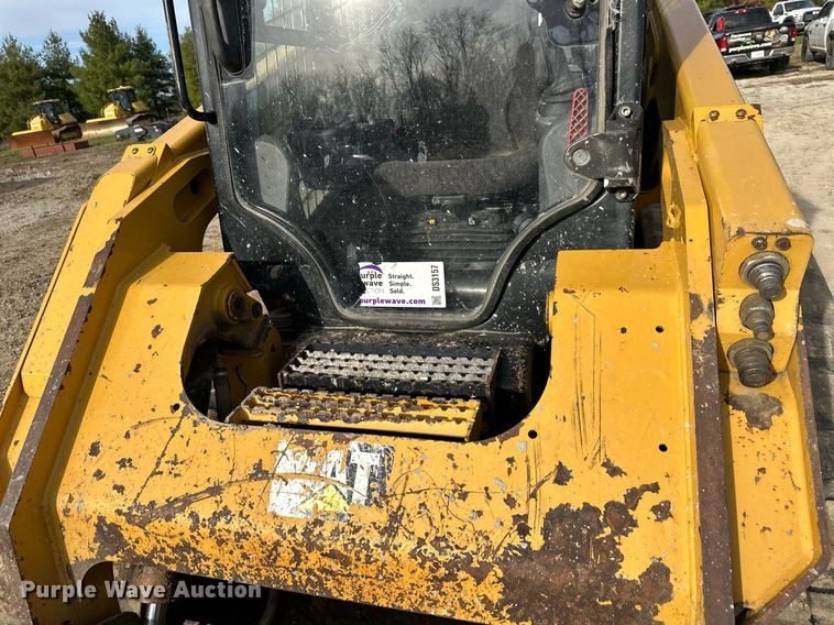image for item DS3157 2015 Caterpillar 289D tracked skid steer loader