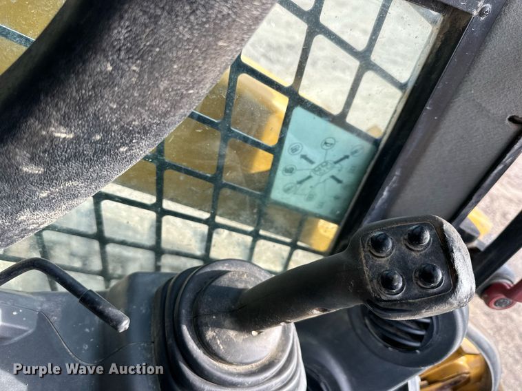 image for item DS3157 2015 Caterpillar 289D tracked skid steer loader