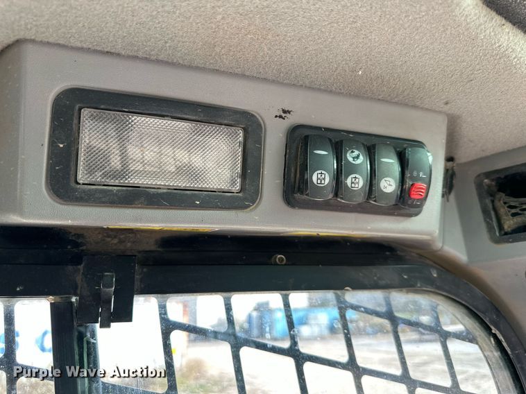 image for item DS3157 2015 Caterpillar 289D tracked skid steer loader