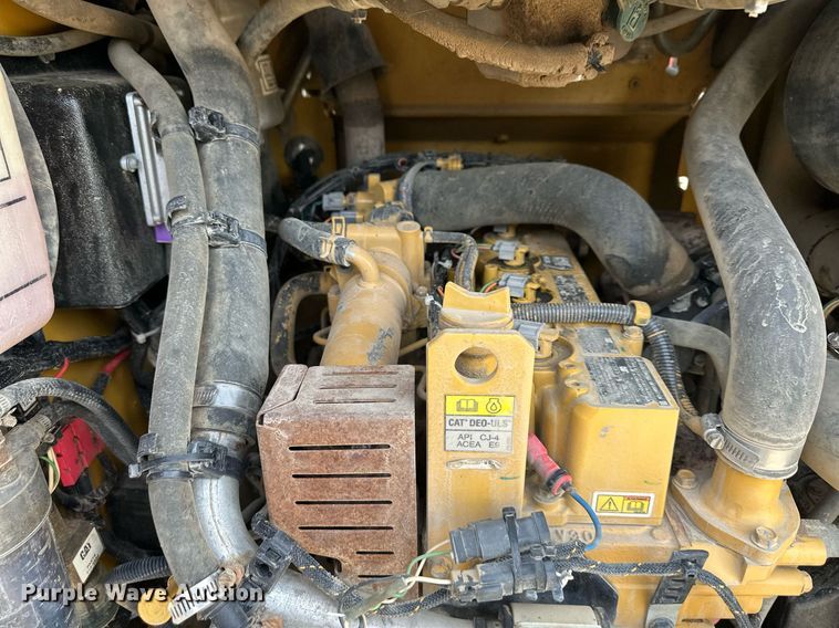 image for item DS3157 2015 Caterpillar 289D tracked skid steer loader