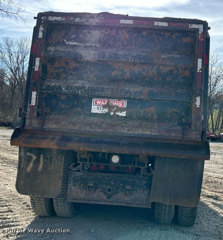 image for item DS3160 2007 Mack CV713 dump truck