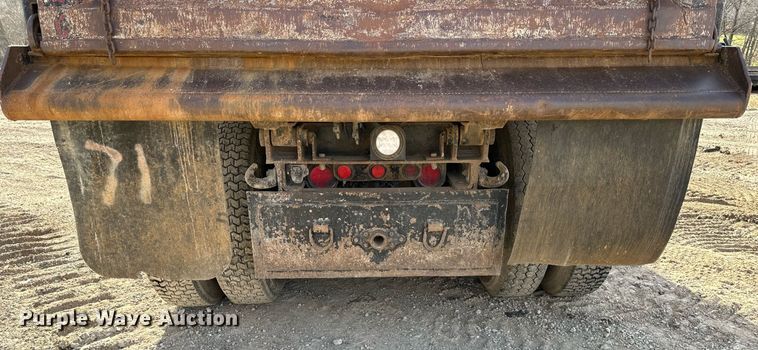 image for item DS3160 2007 Mack CV713 dump truck