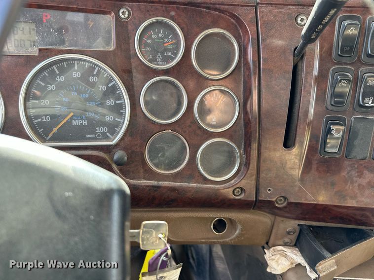 image for item DS3160 2007 Mack CV713 dump truck