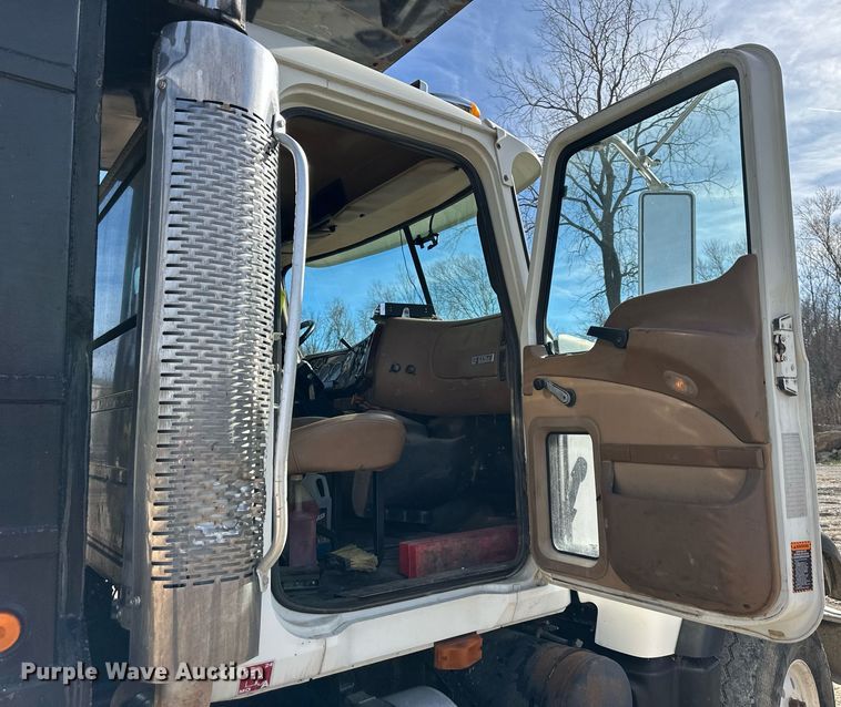 image for item DS3160 2007 Mack CV713 dump truck