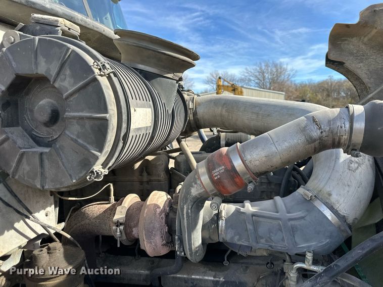 image for item DS3160 2007 Mack CV713 dump truck