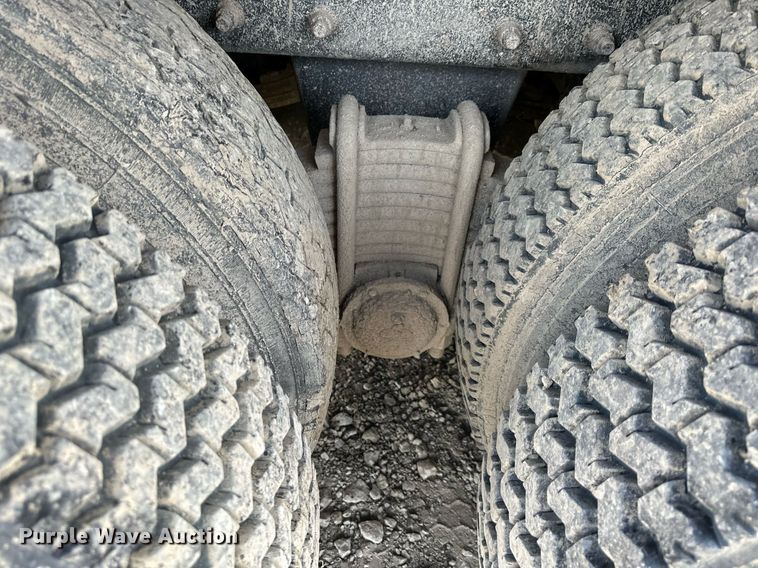 image for item DS3160 2007 Mack CV713 dump truck