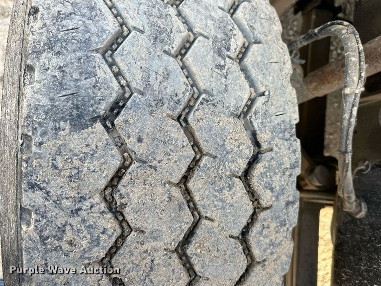 image for item DS3160 2007 Mack CV713 dump truck