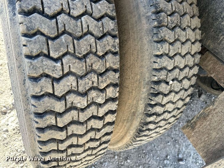 image for item DS3160 2007 Mack CV713 dump truck