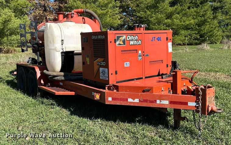 image for item DS3165 2016 Ditch Witch RVC733 vacuum excavator