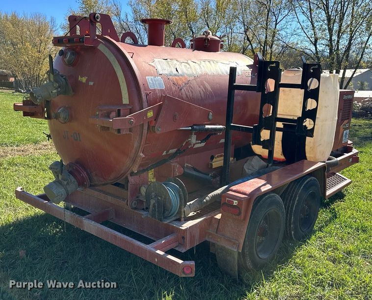 image for item DS3165 2016 Ditch Witch RVC733 vacuum excavator