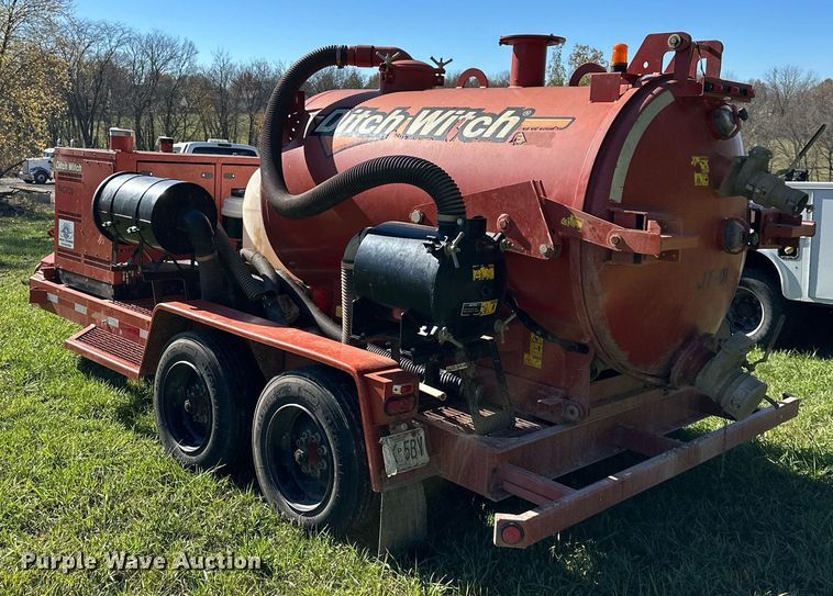 image for item DS3165 2016 Ditch Witch RVC733 vacuum excavator