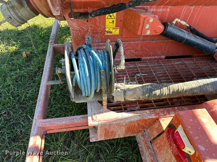 image for item DS3165 2016 Ditch Witch RVC733 vacuum excavator