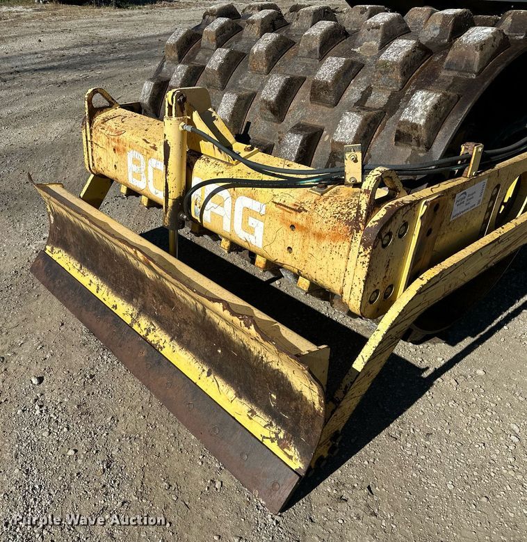 image for item DS3167 2005 Bomag BW177PDH-3 single drum vibratory roller