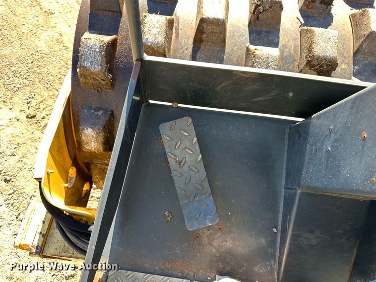 image for item DS3167 2005 Bomag BW177PDH-3 single drum vibratory roller