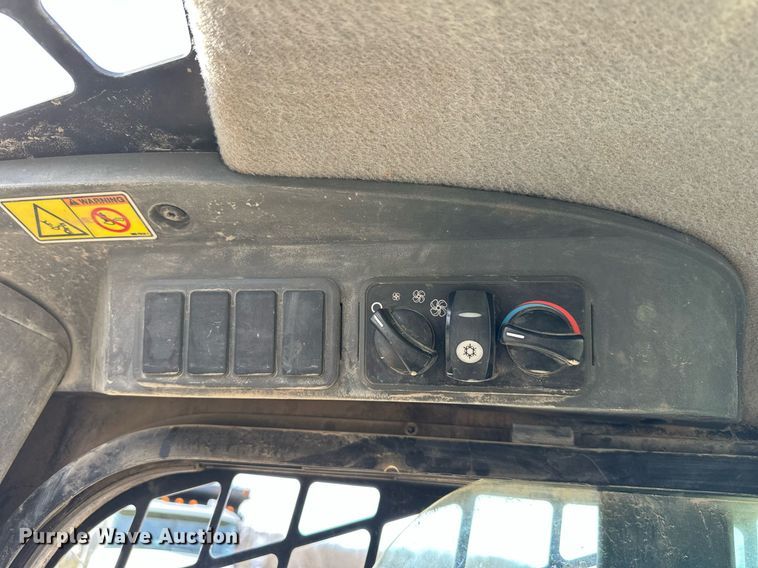 image for item DS3171 2012 Caterpillar 289C tracked skid steer loader