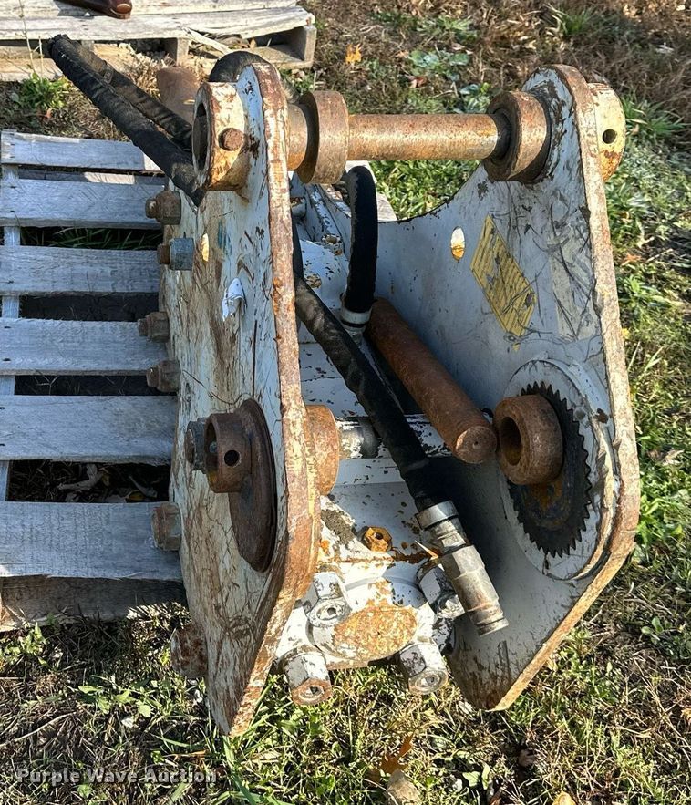 image for item DS3173 Kent breaker