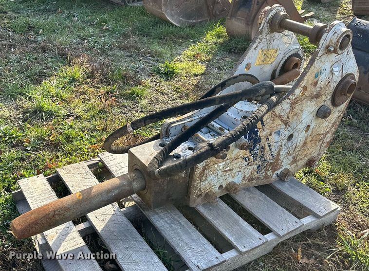 image for item DS3173 Kent breaker