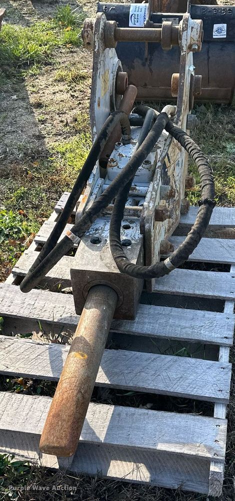 image for item DS3173 Kent breaker