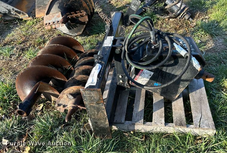 image for item DS3187 McMillen C1920  skid steer auger