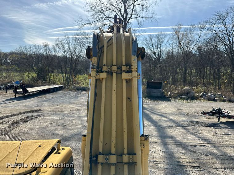 image for item DS3246 1996 Komatsu PC220LC-6 excavator