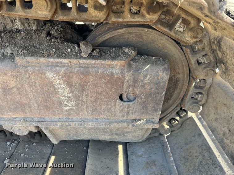 image for item DS3246 1996 Komatsu PC220LC-6 excavator
