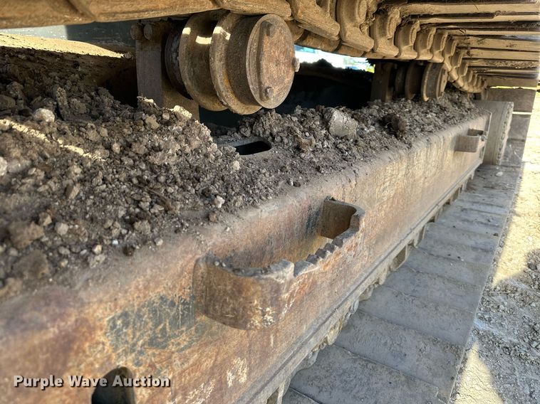 image for item DS3246 1996 Komatsu PC220LC-6 excavator