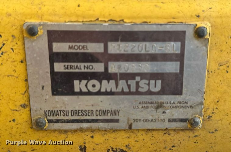 image for item DS3246 1996 Komatsu PC220LC-6 excavator