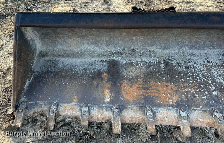 image for item DS3251 Caterpillar skid steer bucket