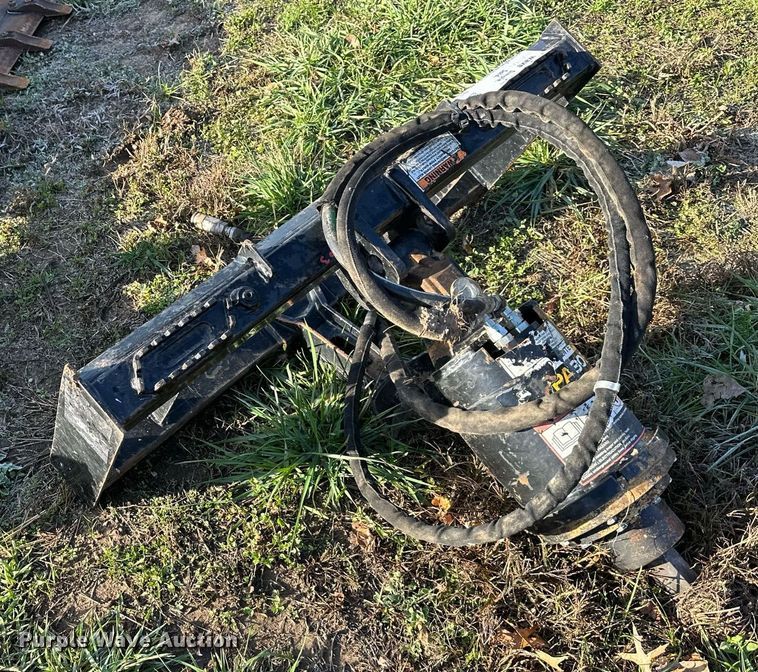 image for item DS3255 John Deere PA30B skid steer auger