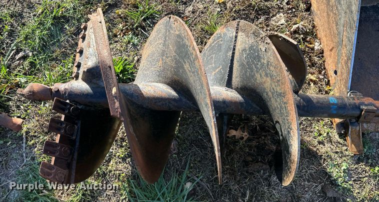 image for item DS3255 John Deere PA30B skid steer auger