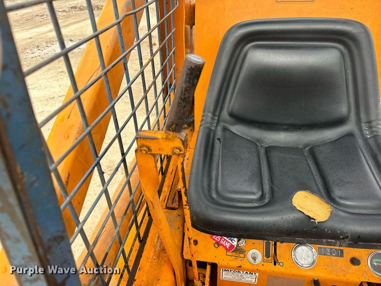 image for item DT2157 1979 Case 1816B skid steer loader