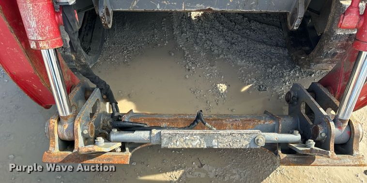 image for item DT2197 Takeuchi TL12V2 skid steer loader