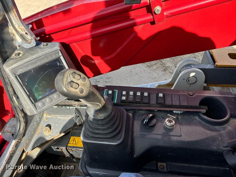 image for item DT2197 Takeuchi TL12V2 skid steer loader