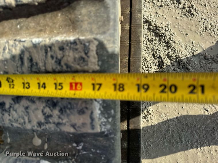 image for item DT2197 Takeuchi TL12V2 skid steer loader