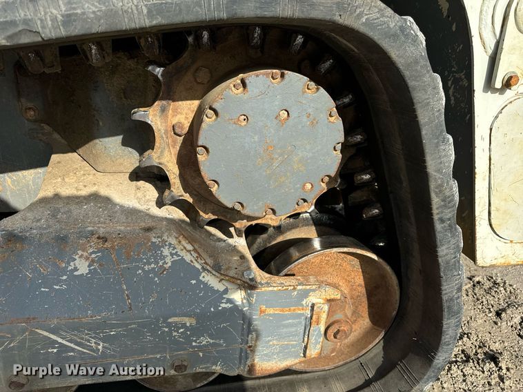 image for item DT2197 Takeuchi TL12V2 skid steer loader