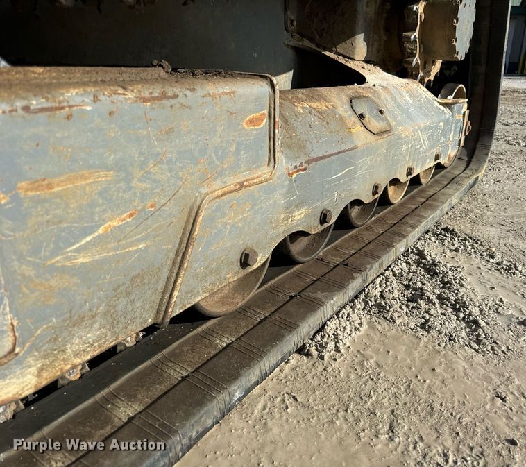 image for item DT2197 Takeuchi TL12V2 skid steer loader