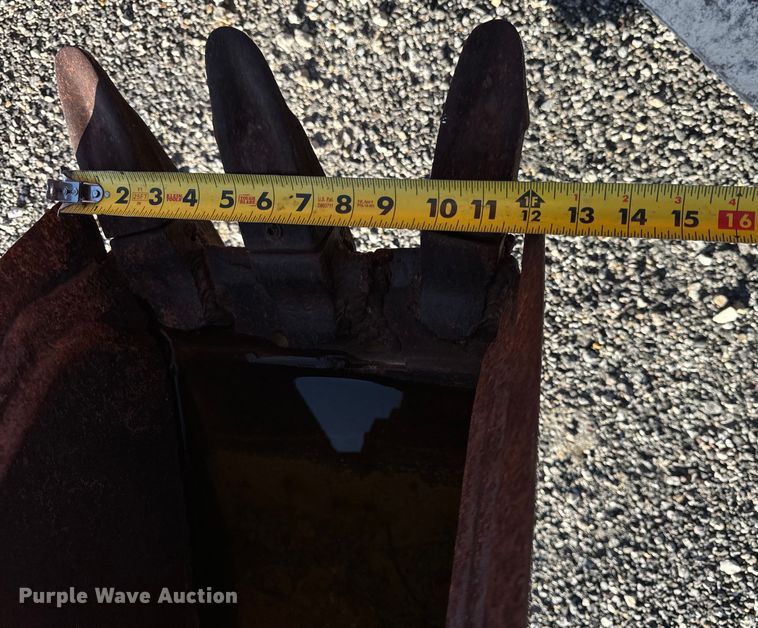 image for item DT2204 2005 Ditch Witch RT55 trencher