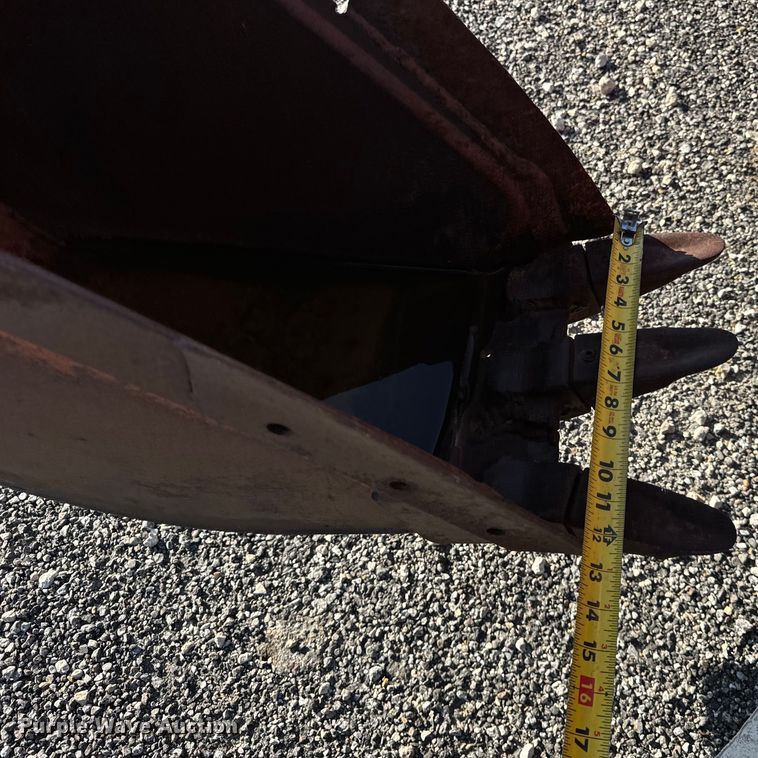 image for item DT2204 2005 Ditch Witch RT55 trencher