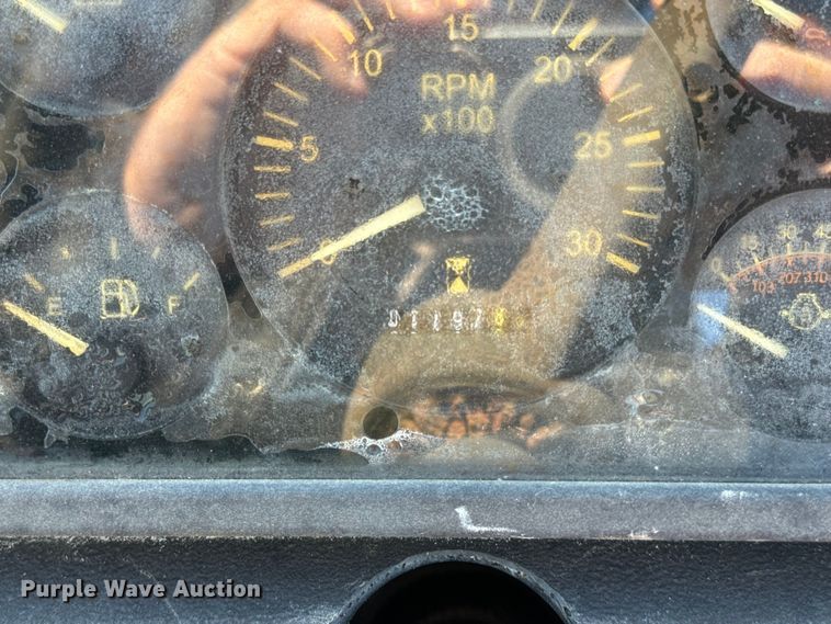 image for item DT2204 2005 Ditch Witch RT55 trencher