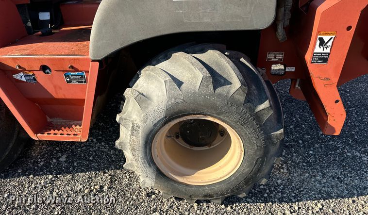 image for item DT2204 2005 Ditch Witch RT55 trencher