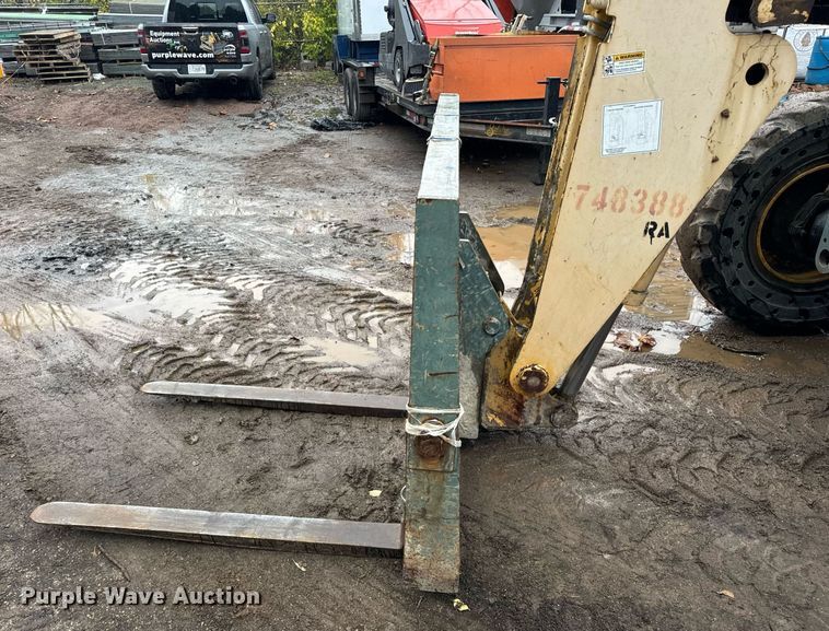 image for item DT2206 2008 Gehl RS642 telehandler