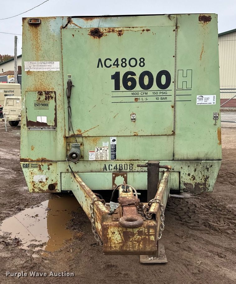 image for item DT2207 1999 Sullair 1600H air compressor