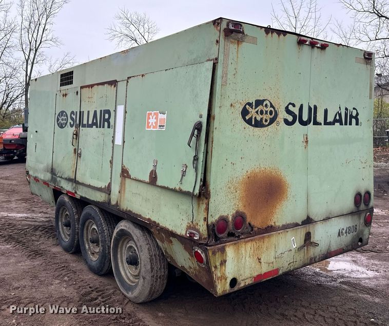 image for item DT2207 1999 Sullair 1600H air compressor