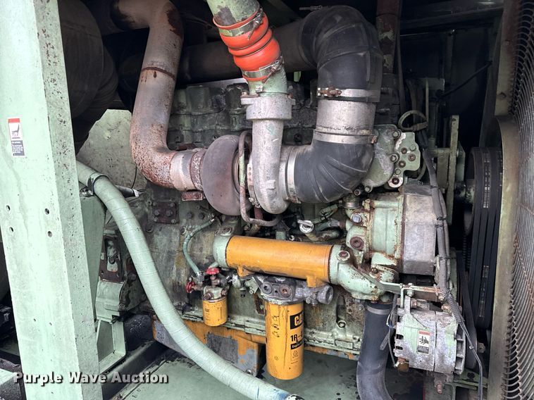 image for item DT2207 1999 Sullair 1600H air compressor