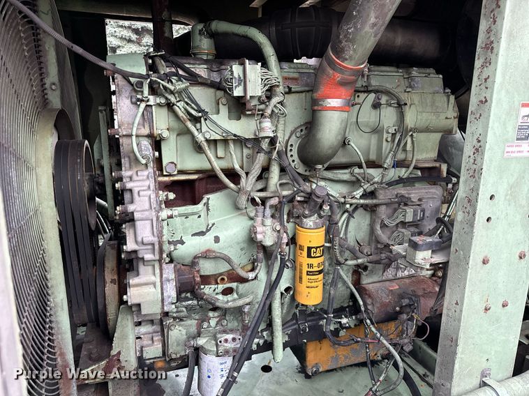 image for item DT2207 1999 Sullair 1600H air compressor