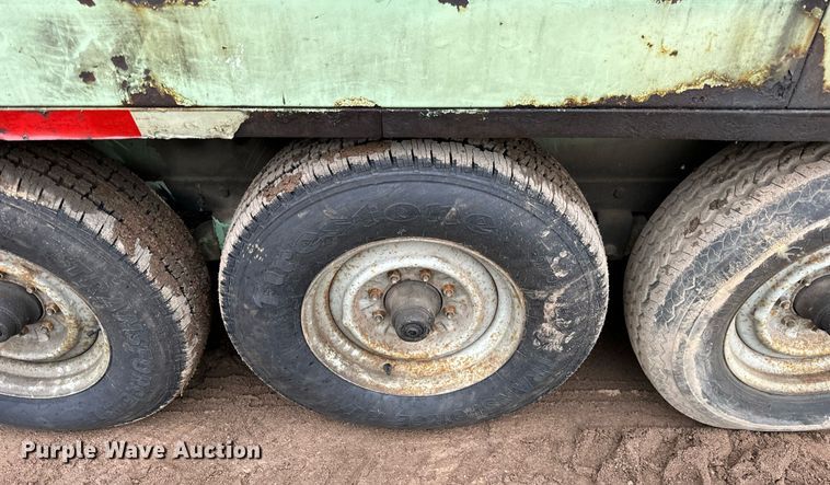 image for item DT2207 1999 Sullair 1600H air compressor